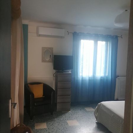 Maison Du Soleil Prades Kültér fotó